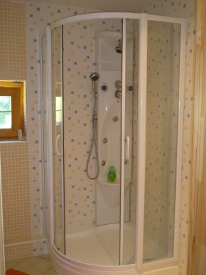 Sprchov� k�t v chate